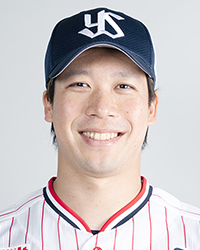 山田 哲人